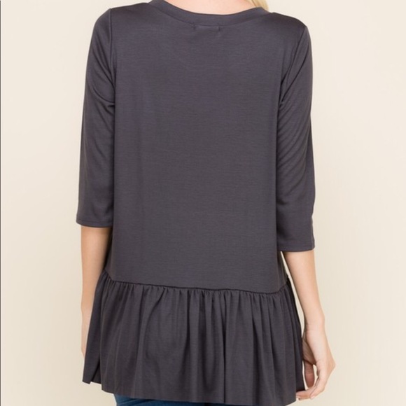 Ash Grey Drop waist Pleated 3/4 Sleeve Top - Picture 3 of 4